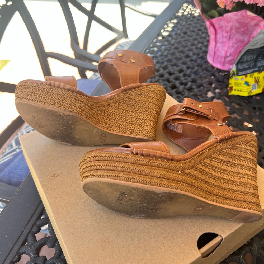 Ugg Wedges ! - image 7